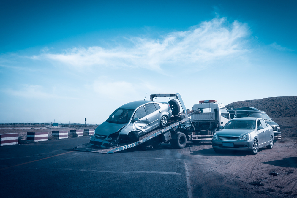 Car Accident Lawyer New Orleans, LA - accident car on the tow truck